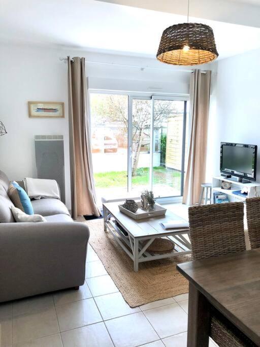 Cosy 4/6 Personnes Idealement Place Apartment Aytre
